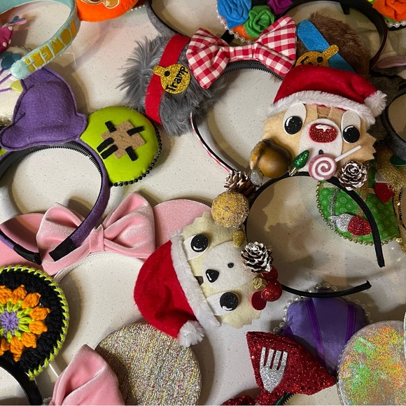 BUNDLE! Disney Minnie Mouse Ears - Walt Disney World - Disneyland - Disney Parks - Picture 3 of 9